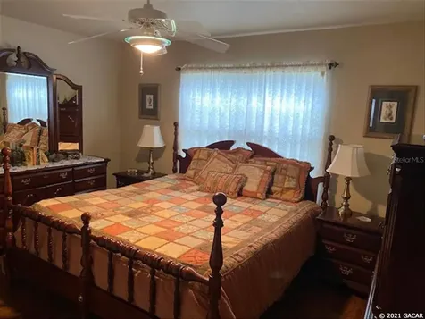 5124 SW 82nd Terrace Gainesville FL 32608