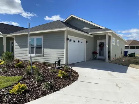1812 SW 245th Terrace Newberry FL 32669