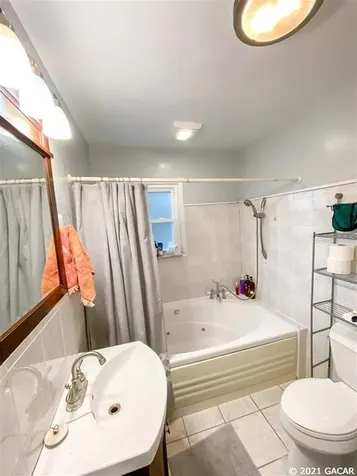 1040 SW 11th Terrace Gainesville FL 32601