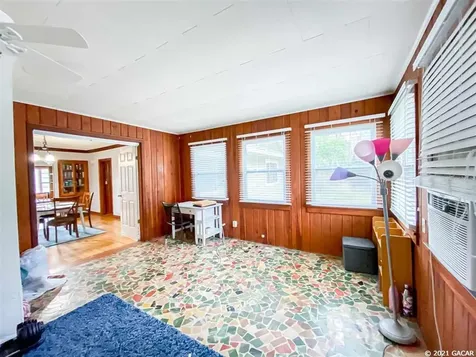 1040 SW 11th Terrace Gainesville FL 32601