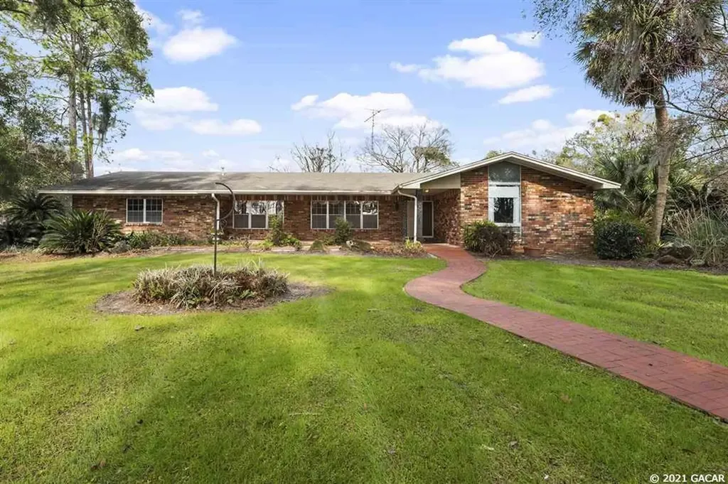 17718 SW 30th Avenue Newberry FL 32669