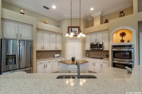8128 NW 63rd Street Gainesville FL 32653