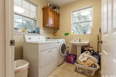 160 NE Castagna Lane Mayo FL 32066