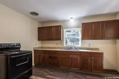 5623 E University Avenue Gainesville FL 32641