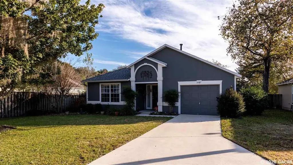 2537 NW 33rd Place Gainesville FL 32605