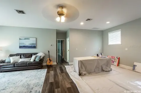 3818 SW 98 Terrace Gainesville FL 32608