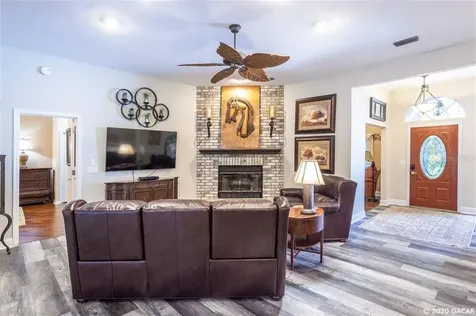 5548 SW 37th Drive Gainesville FL 32608
