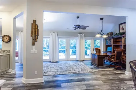 5548 SW 37th Drive Gainesville FL 32608