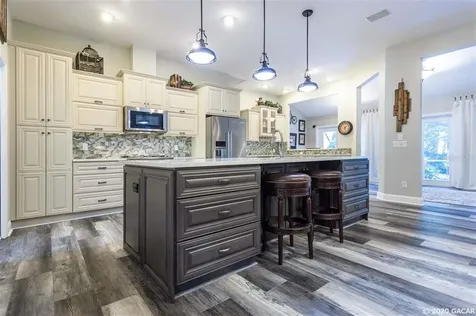 5548 SW 37th Drive Gainesville FL 32608