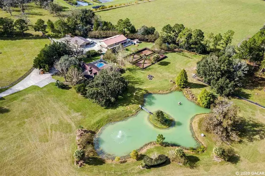 12020 E County Road 225 Waldo FL 32694