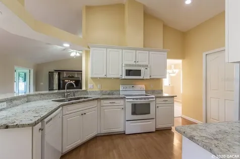 25630 SW 20 Place Newberry FL 32669