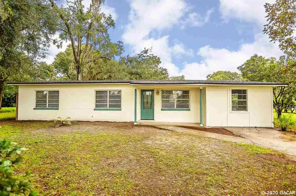 2777 SE 15th Street Gainesville FL 32641