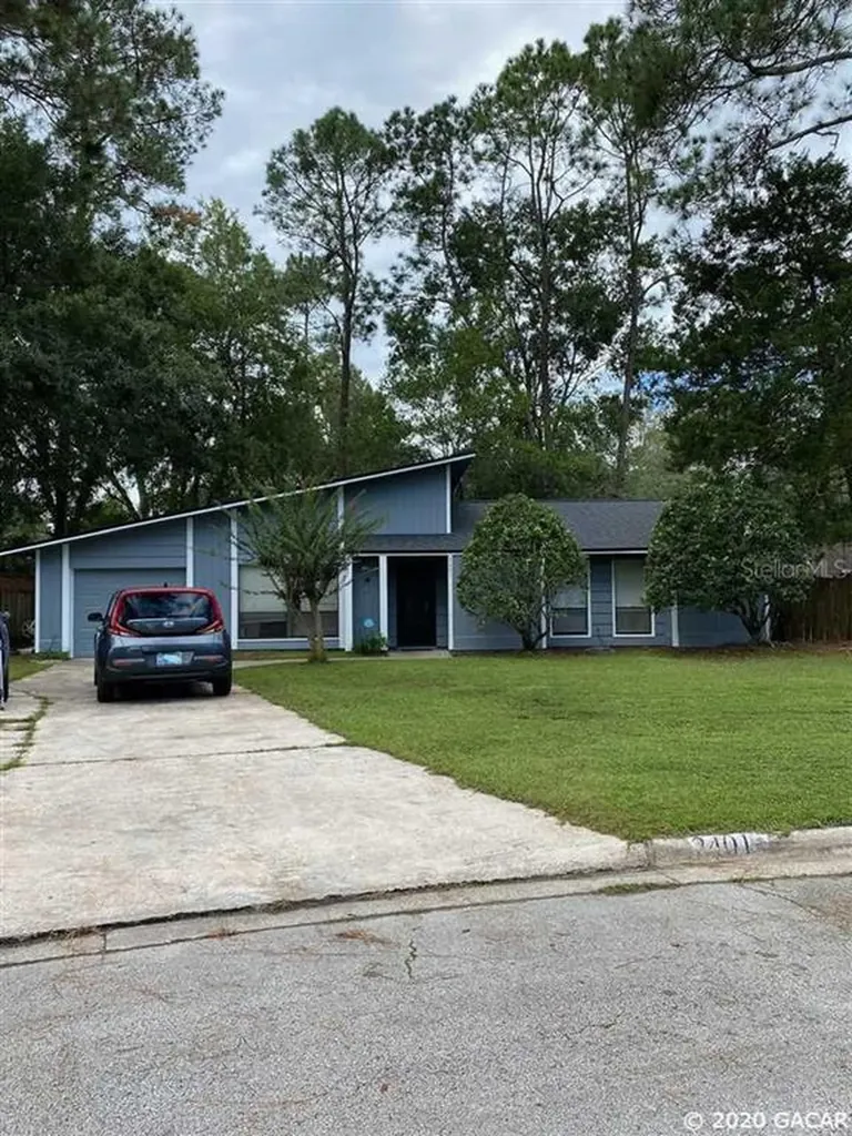 2401 NW 54th Place Gainesville FL 32653