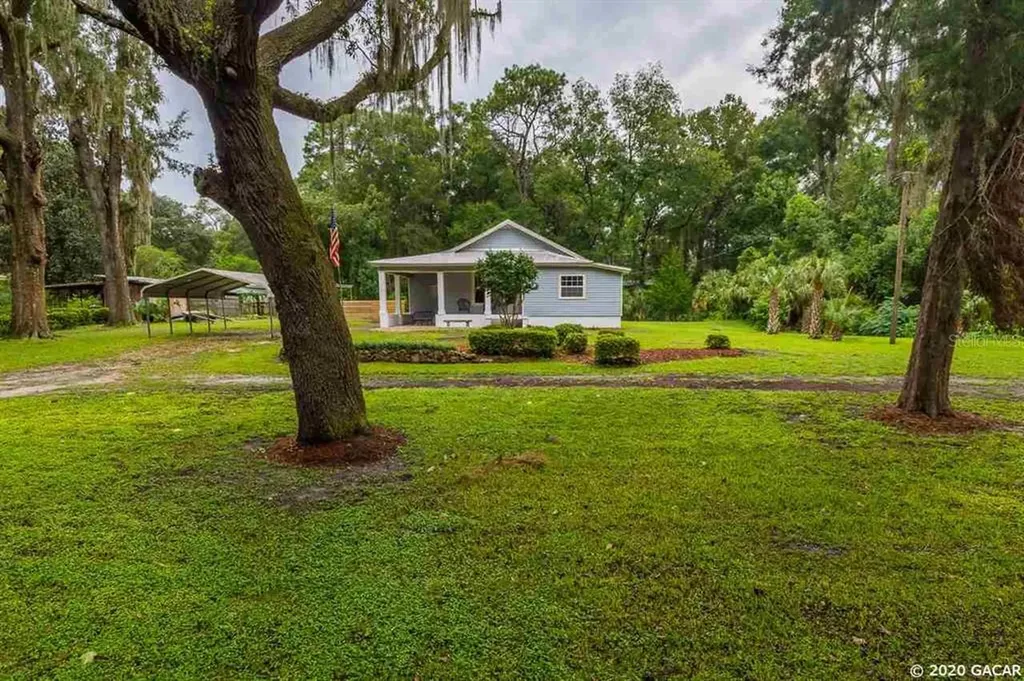 19054 NW 242nd Street High Springs FL 32643