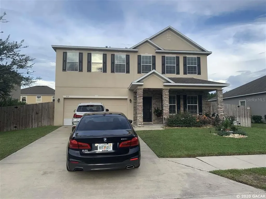 909 SW 243rd Terrace Newberry FL 32669