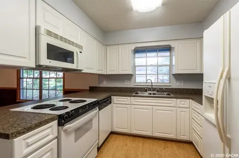 3224 NW 47th Place Gainesville FL 32605