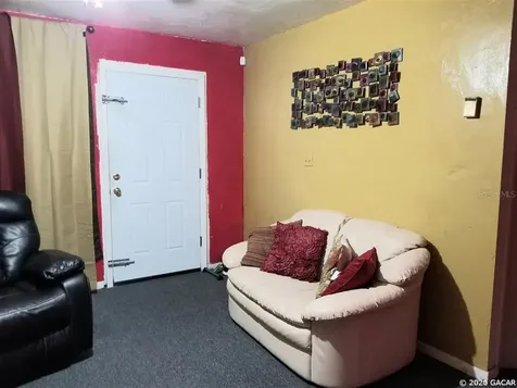 916 NE 19th Street Gainesville FL 32641