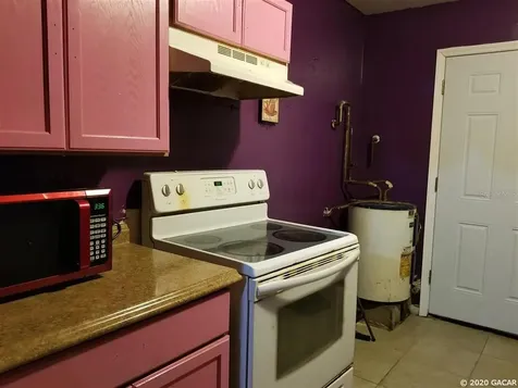 916 NE 19th Street Gainesville FL 32641