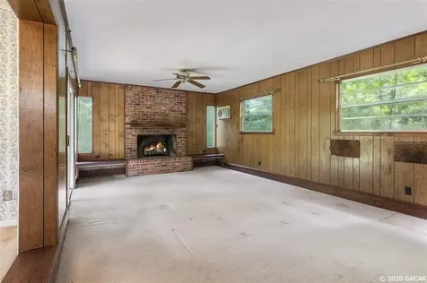 925 NW 40th Terrace Gainesville FL 32605