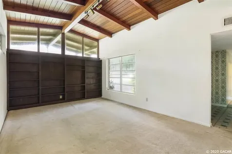 925 NW 40th Terrace Gainesville FL 32605