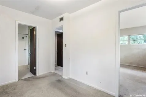 925 NW 40th Terrace Gainesville FL 32605