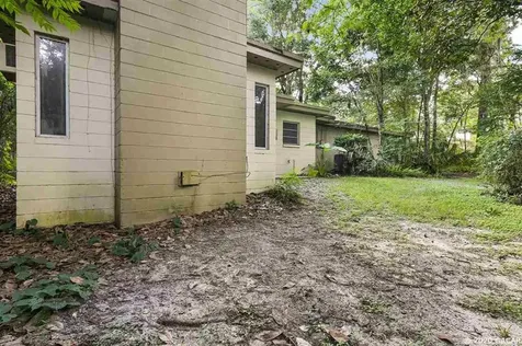 925 NW 40th Terrace Gainesville FL 32605