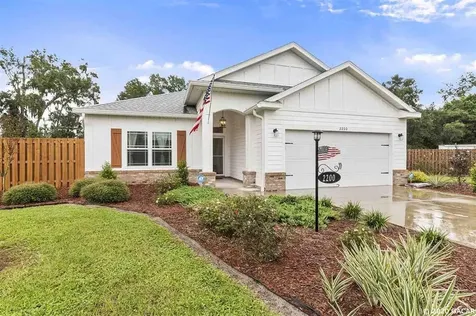 2200 SW 2nd Court Trenton FL 32693