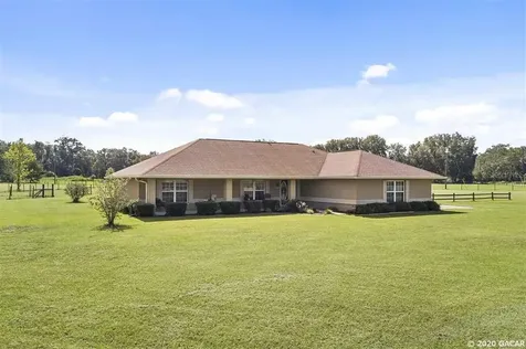 20753 NW 22nd Terrace Brooker FL 32622