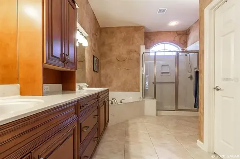 13440 NW 7 Road Newberry FL 32669
