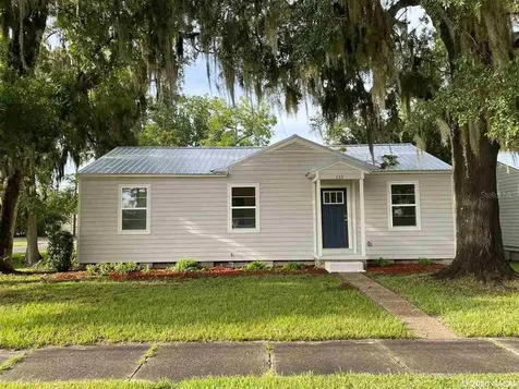 137 W Washington Street Starke FL 32091