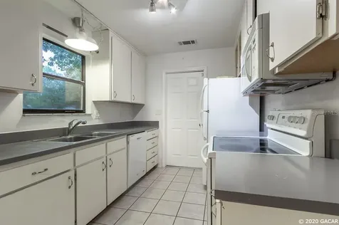 6517 NW 28th Terrace Gainesville FL 32653