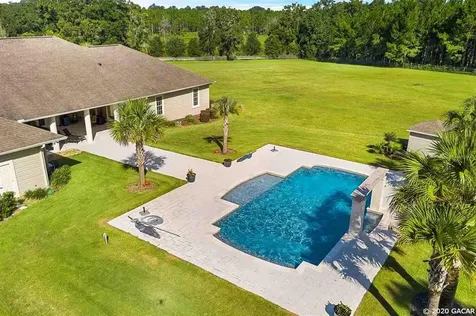 21063 NW Cr 235a Alachua FL 32615
