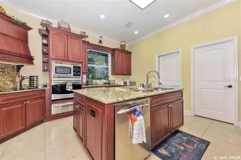 2170 SW 35th Court Gainesville FL 32608