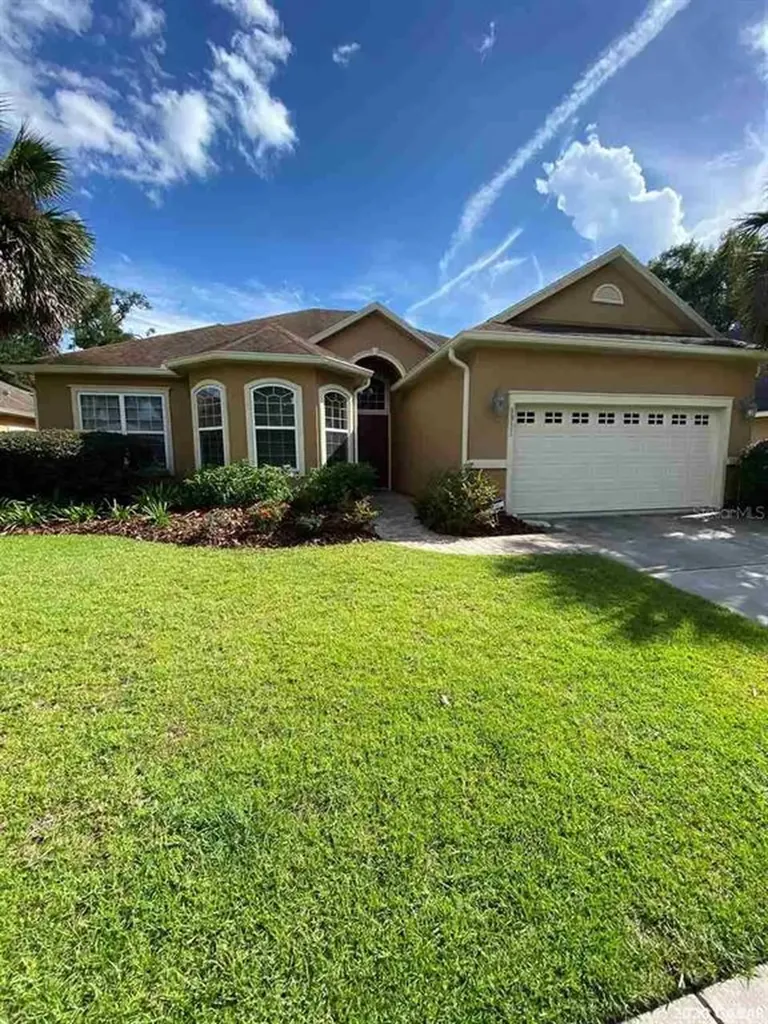 8933 SW 74th Avenue Gainesville FL 32608