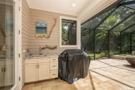 10876 SW 11 Lane Gainesville FL 32607