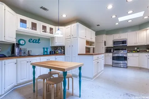 2617 NW 22nd Avenue Gainesville FL 32605