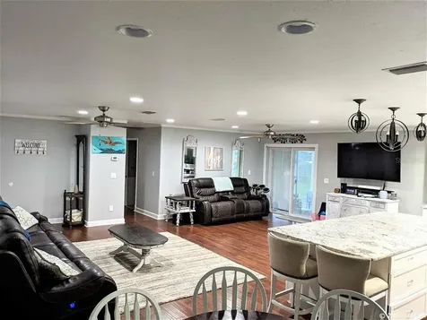 425 NW 123rd Street Newberry FL 32669