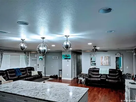 425 NW 123rd Street Newberry FL 32669