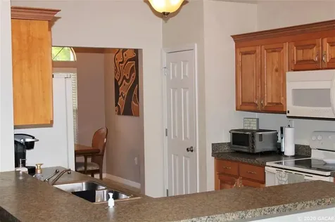 25337 NW 10th Avenue Newberry FL 32669