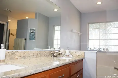 25337 NW 10th Avenue Newberry FL 32669