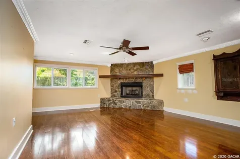 16515 NW Us Highway 441 Alachua FL 32615