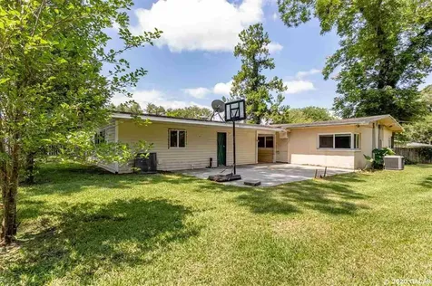 16515 NW Us Highway 441 Alachua FL 32615