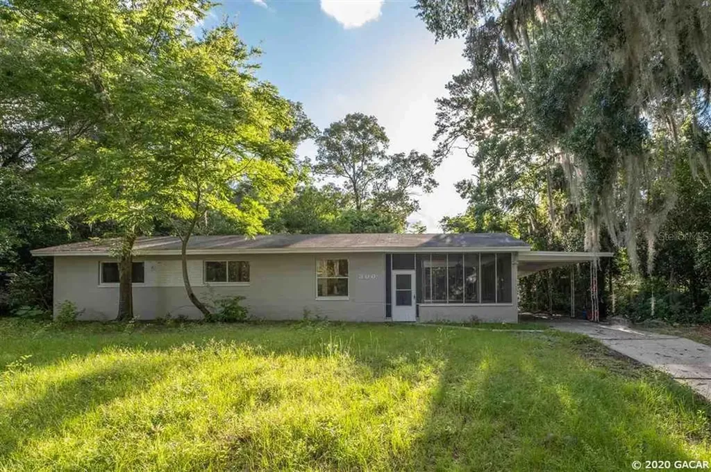 300 NW 34th Terrace Gainesville FL 32607