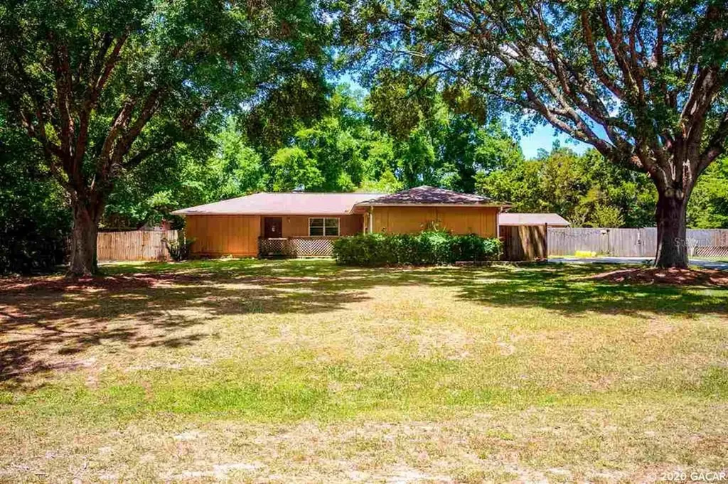 24 SW 127th Street Newberry FL 32669