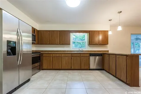 3725 SW 3rd Place Gainesville FL 32607