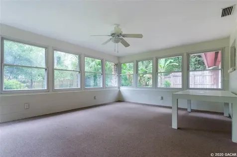 3725 SW 3rd Place Gainesville FL 32607
