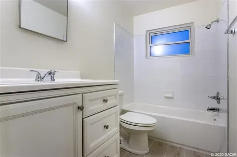 3725 SW 3rd Place Gainesville FL 32607