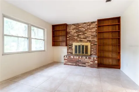 3725 SW 3rd Place Gainesville FL 32607