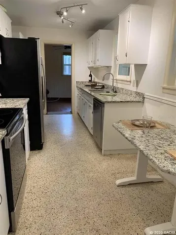 918 NW 40th Drive Gainesville FL 32605
