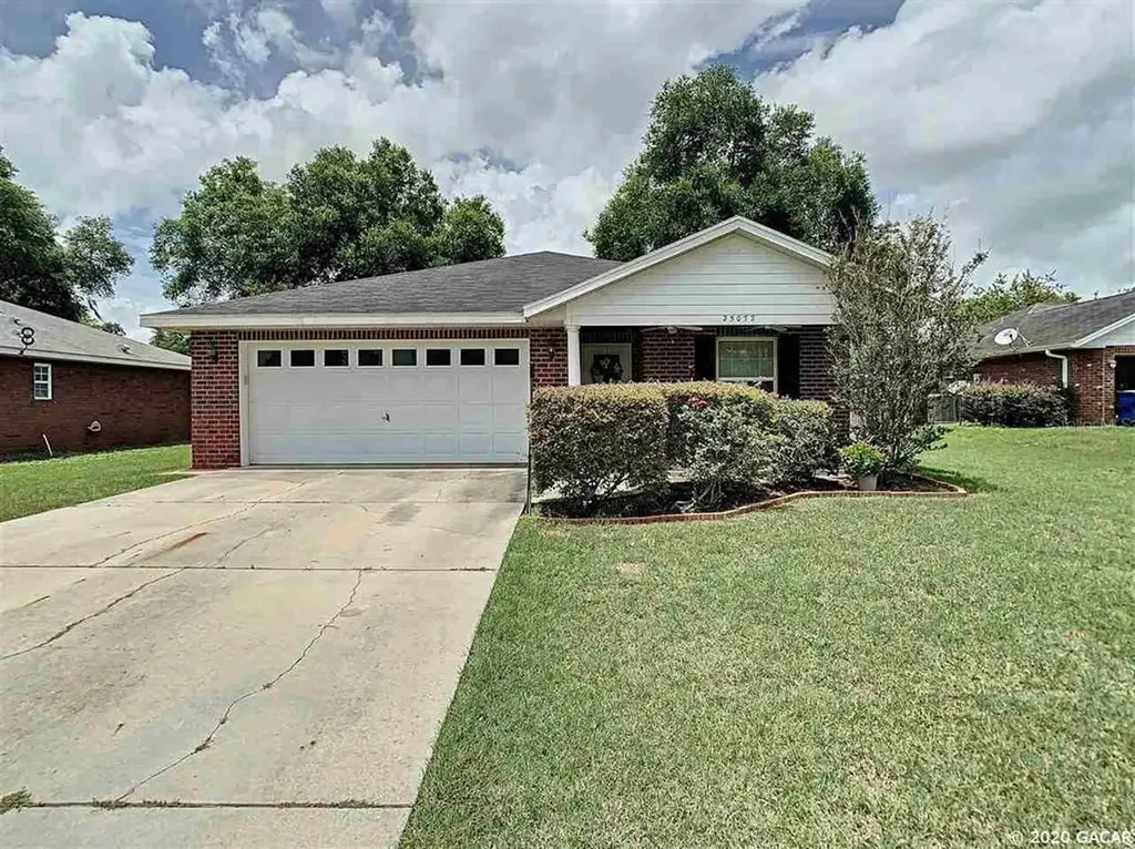 25072 SW 19th Avenue Newberry FL 32669